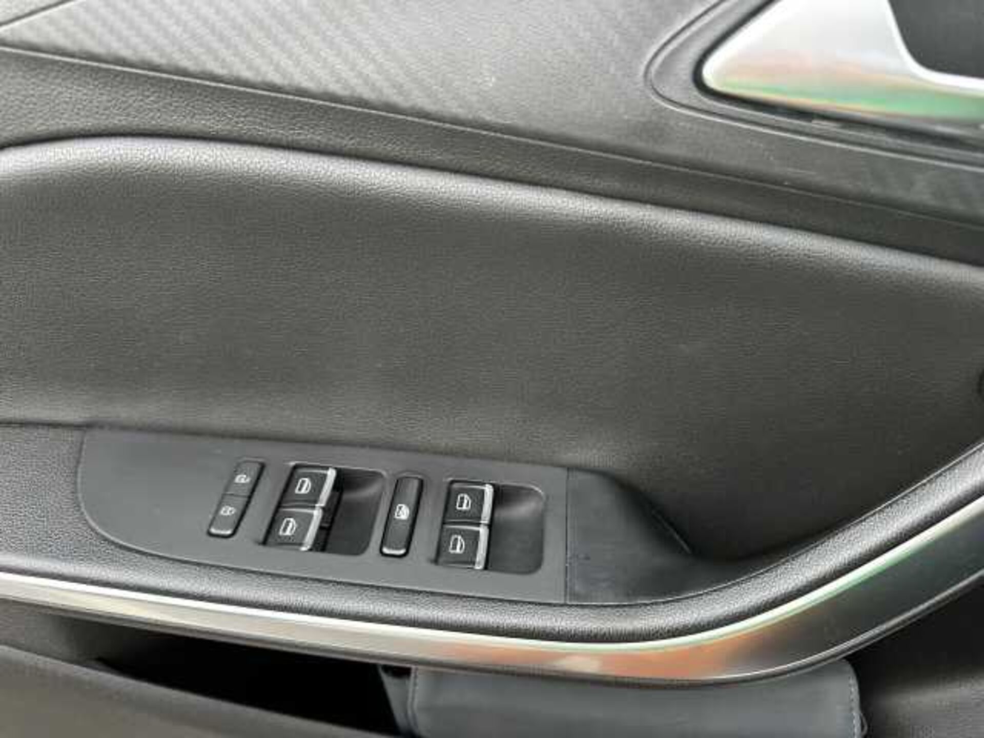 DR Automobiles 1.5l - Bianco