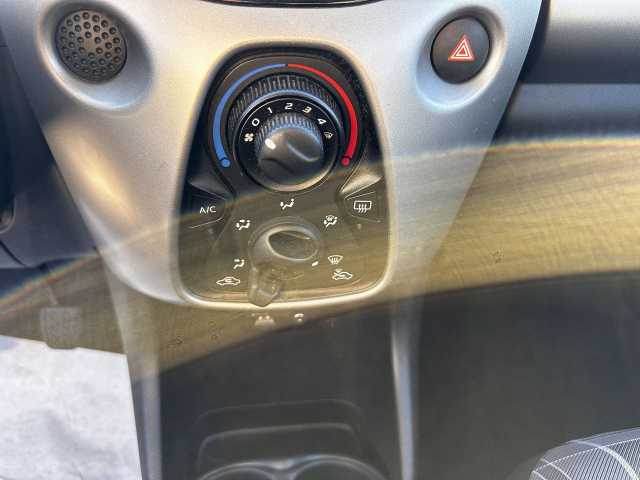 Peugeot 108 1.0l - Bianco