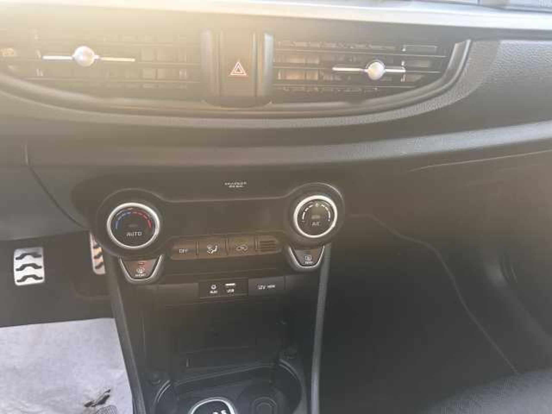 Kia Picanto 1.0l - Nero