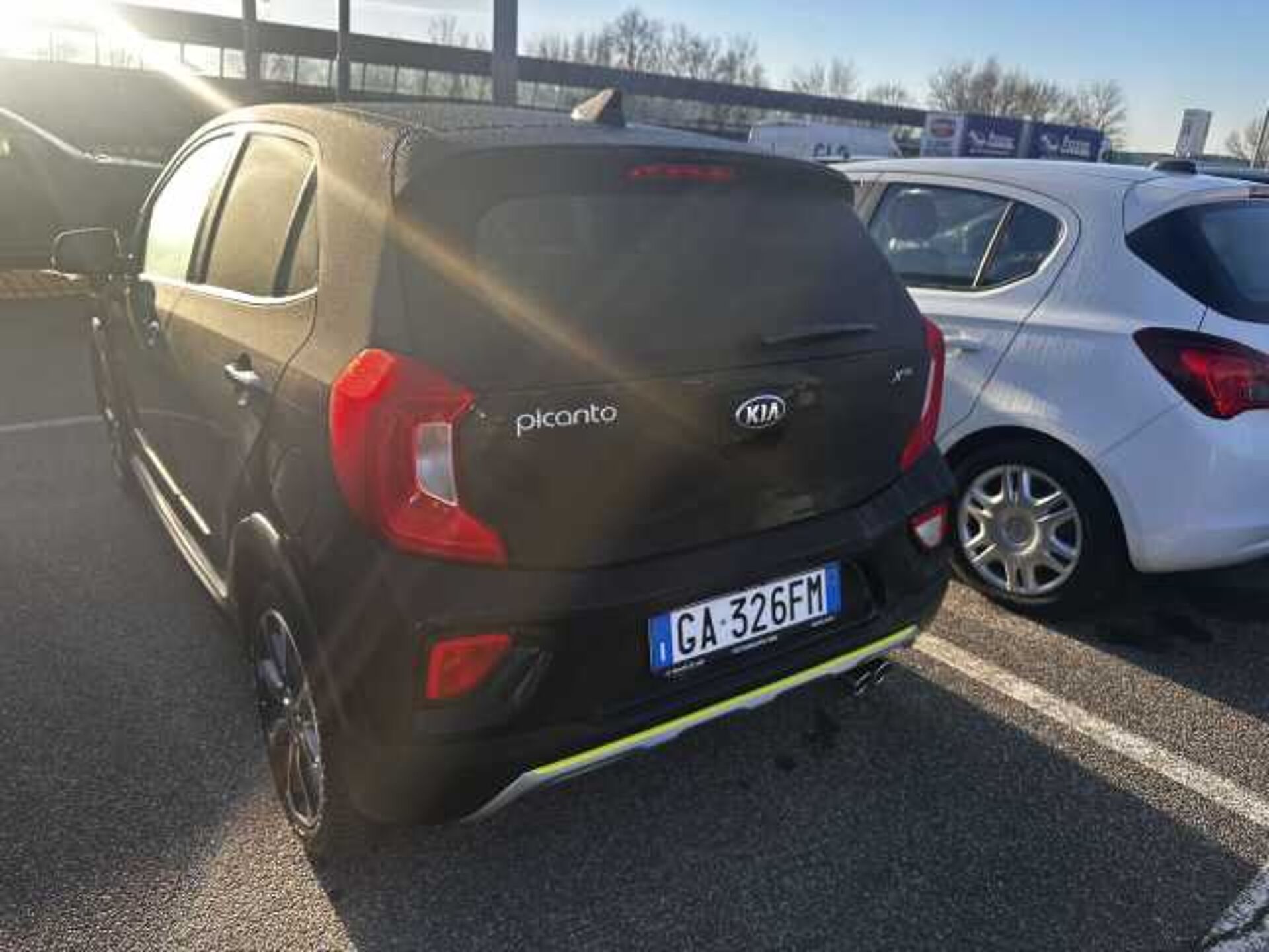 Kia Picanto 1.0l - Nero