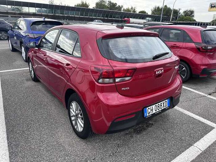 Kia Rio 1l