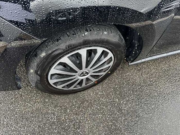 Mitsubishi Space Star 1.2l