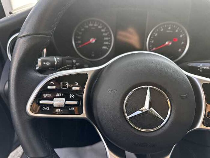 Mercedes-Benz GLC 200 2l