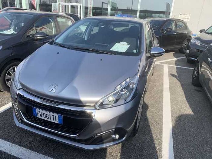 Peugeot 208 1.2l