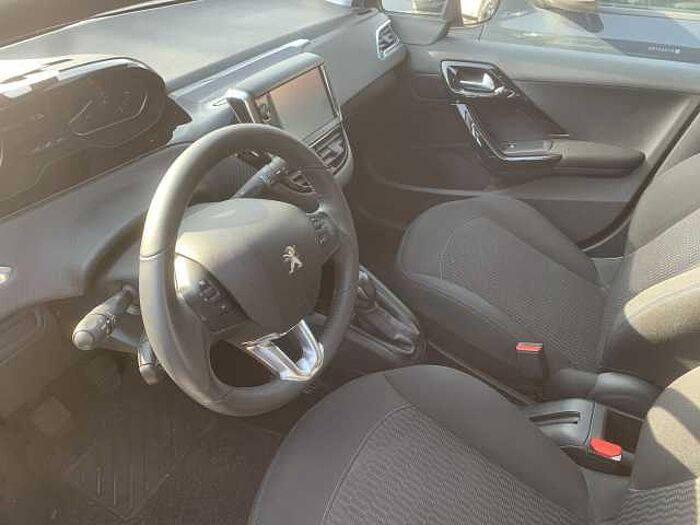 Peugeot 208 1.2l